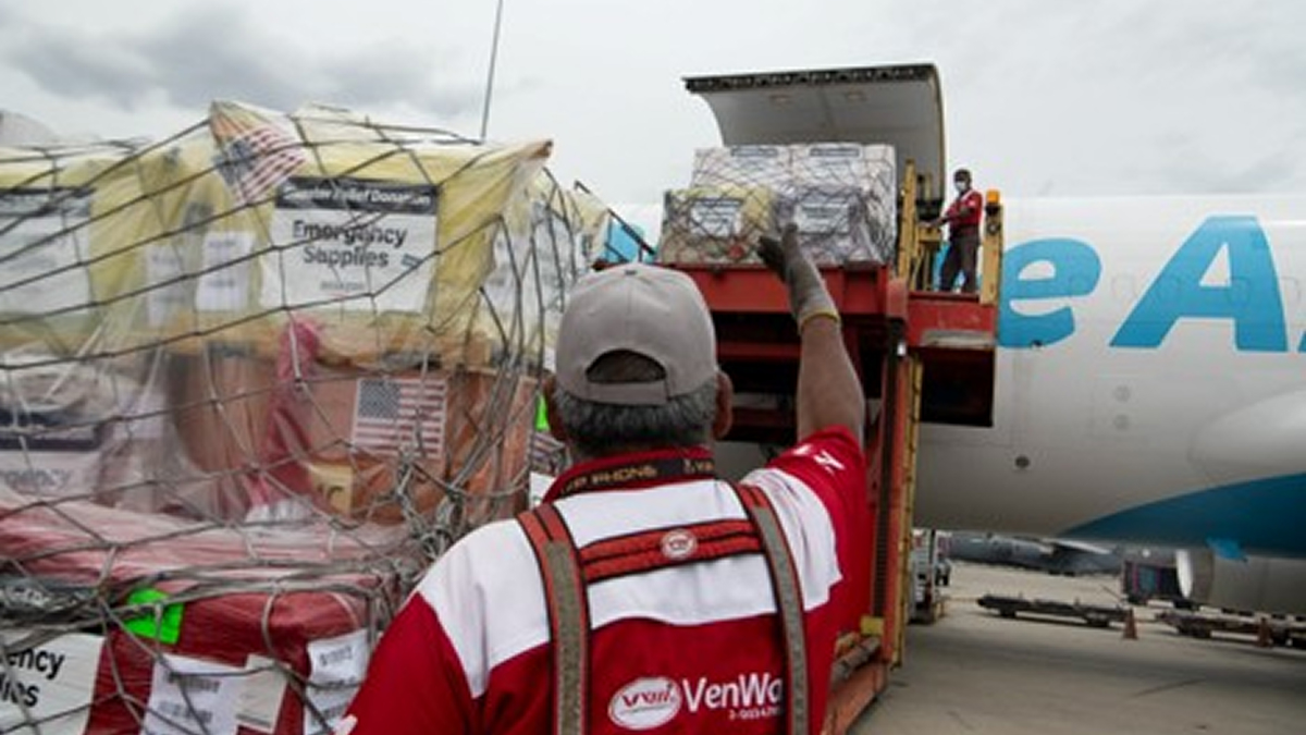 Amazon envía vuelos humanitarios para apoyar a Venezuela