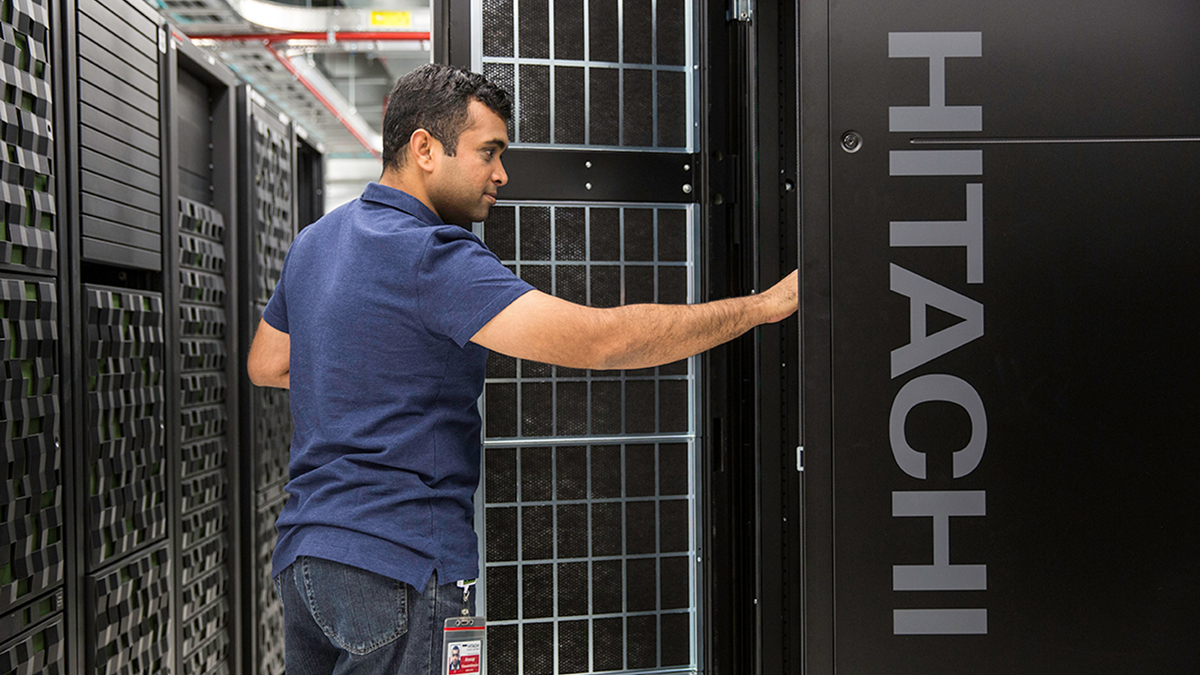 Certificación de ciberseguridad para Hitachi Vantara